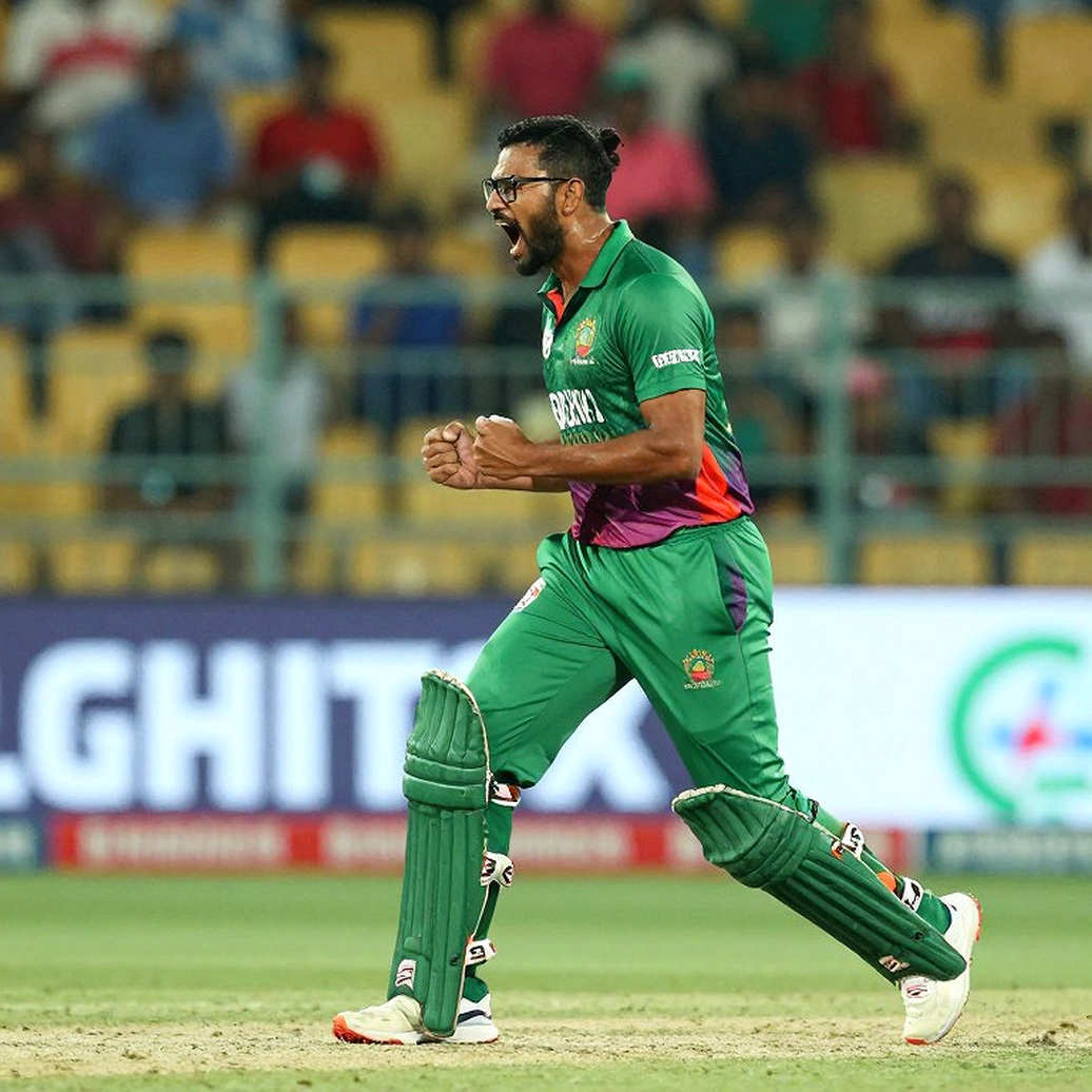 ব্লকচেইন ক্রিকেট: ফ্যান টোকেন থেকে স্মার্ট কন্ট্রাক্ট—যেভাবে ডিজিটাল বিপ্লব বদলে দিচ্ছে খেলার অর্থনীতি ব্লকচেইন ক্রিকেট: ফ্যান টোকেন থেকে স্মার্ট কন্ট্রাক্ট—যেভাবে ডিজিটাল বিপ্লব বদলে দিচ্ছে খেলার অর্থনীতি