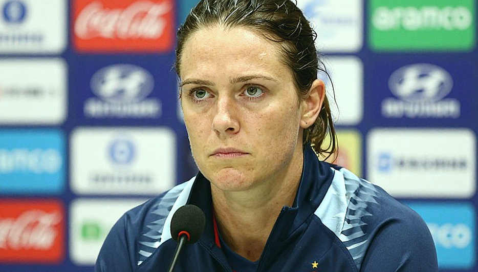 Under Sandpaper Gate's Shadow at Durban: What Pat Cummins' Calm Answer Actually Reveals