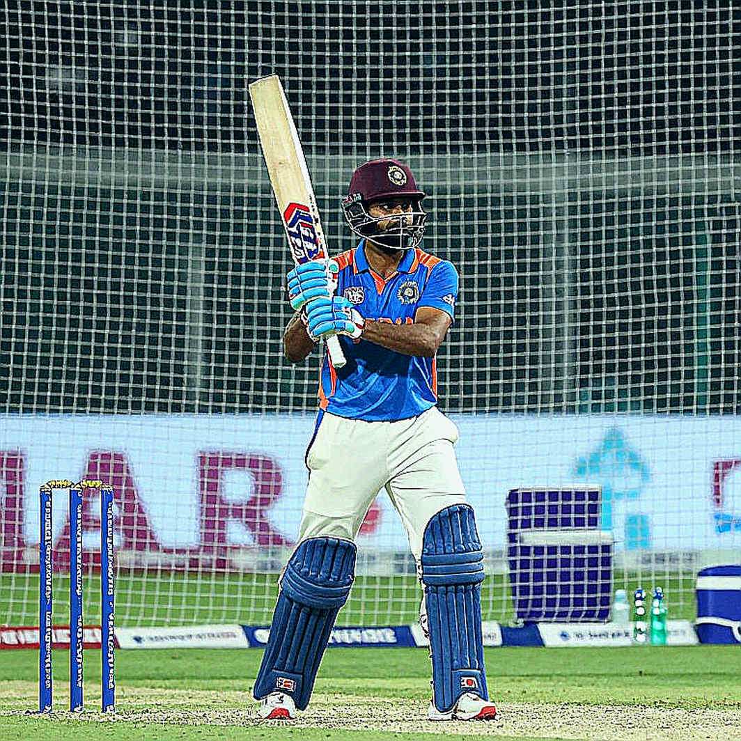 Blockchain Technology and Asian Cricket: Transparency and Fan Empowerment in the Digital Era Blockchain Technology and Asian Cricket: Transparency and Fan Empowerment in the Digital Era