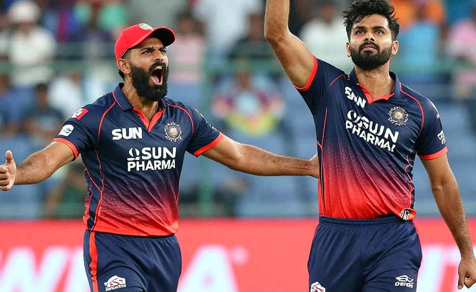 ক্রাইস্টচার্চে ৪৮ ঘণ্টার খাতা: ভারতের টি-টোয়েন্টি রিবুটে যে সংখ্যাটা মেলে না ক্রাইস্টচার্চে ৪৮ ঘণ্টার খাতা: ভারতের টি-টোয়েন্টি রিবুটে যে সংখ্যাটা মেলে না