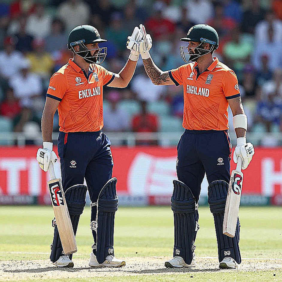 Newlands' First October: Coetzee's Four Test Caps and the Pitch's Unknown Equation Newlands' First October: Coetzee's Four Test Caps and the Pitch's Unknown Equation