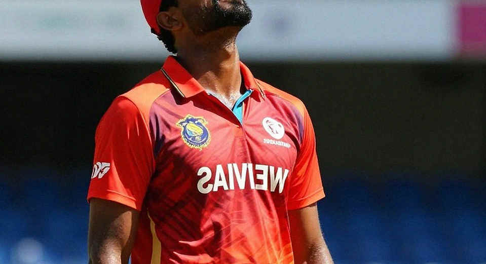ইংল্যান্ডের পেস-লেজার: অস্ট্রেলিয়া সফরে চার কুইকের প্রত্যাহার আর দক্ষিণ আফ্রিকা টেস্টের নীরব অগ্রাধিকার