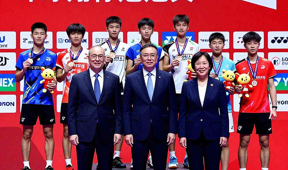 লক্ষ্য সেনের সোনার পথ: একটা ব্র্যাকেট, পাঁচটা হেড-টু-হেড আর একটা র্যাঙ্কিং দাবি যা এখনও যাচাই হয়নি লক্ষ্য সেনের সোনার পথ: একটা ব্র্যাকেট, পাঁচটা হেড-টু-হেড আর একটা র্যাঙ্কিং দাবি যা এখনও যাচাই হয়নি