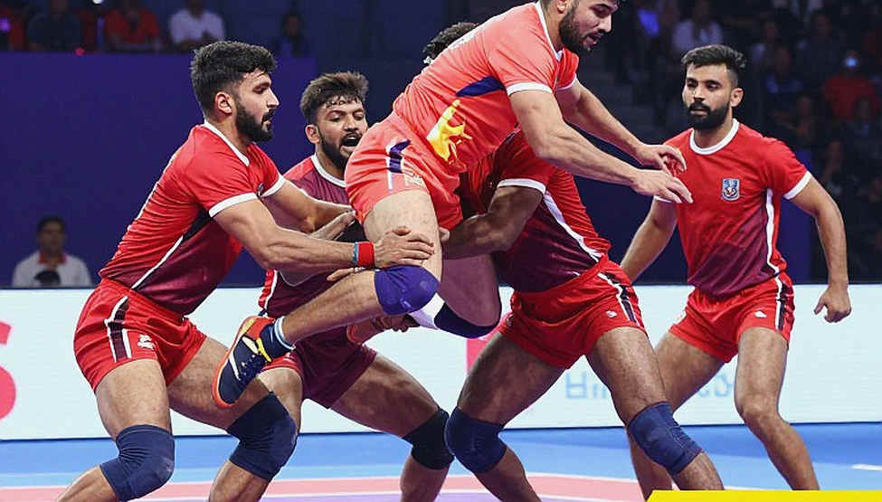 ভারত ৪৮, নেপাল ২৪: যে স্কোরবোর্ড নারী কাবাডির আসল ফাঁক ঢেকে রাখে ভারত ৪৮, নেপাল ২৪: যে স্কোরবোর্ড নারী কাবাডির আসল ফাঁক ঢেকে রাখে